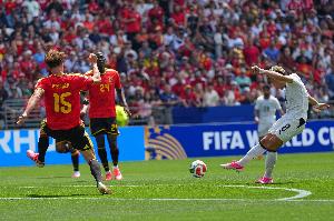 埃及1-0领先比利时！萨拉赫助攻阿舒尔远射破门 库尔图瓦鞭长莫及-x2